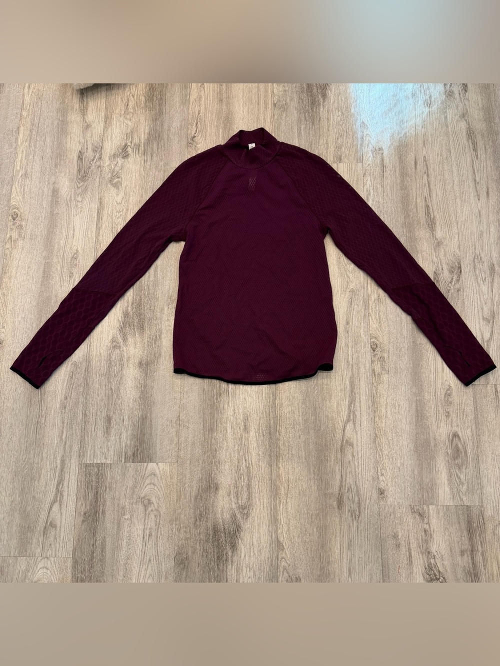Lululemon‎ Burgundy Mock Neck Long Sleeve Thumbhole Top Size 4